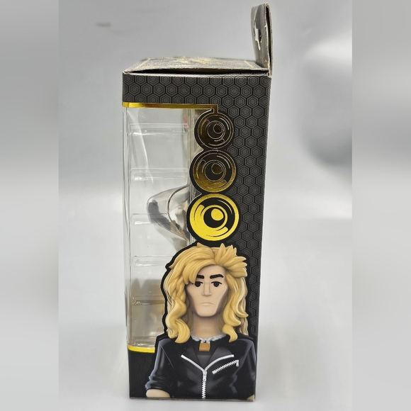 Funko Gold Guns N’ Roses Duff McKagan Chase Rare With Skeleton Face - Picture 5 of 7